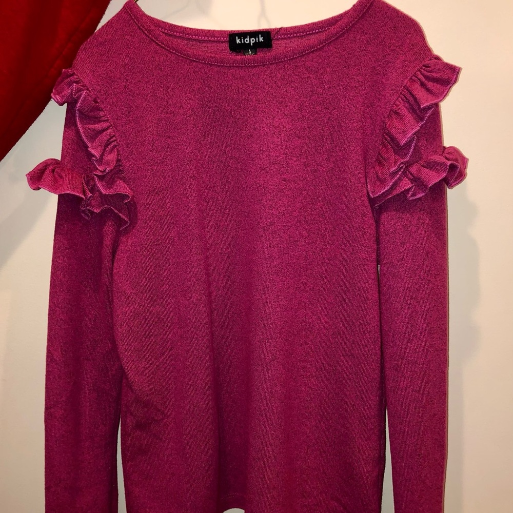 Pink LS shirt with ruffles on shoulder